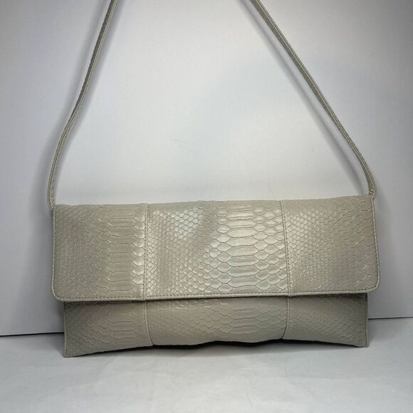 Jessica McClintock Alligator Print Beige Leather Flap Wide Clutch Handbag Purse - Picture 2 of 10